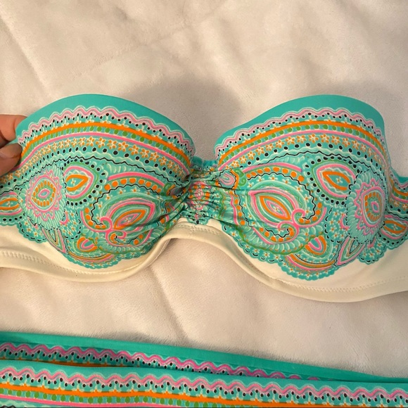 Victoria’s Secret Bandeau Bikini Set - Picture 7 of 7